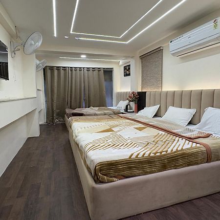 Hotel Anantshree อุจเจน ภายนอก รูปภาพ
